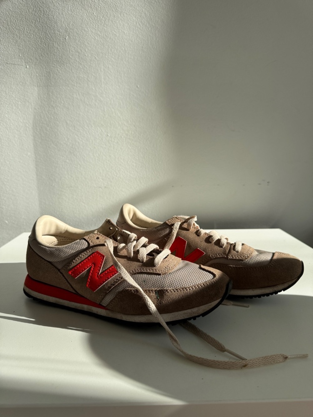 New Balance Women’s sneaker J. Crew x New Balance 620 Gray W